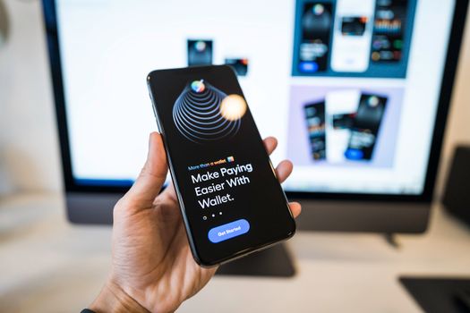 managing a same-day cash loan by phone in Canada