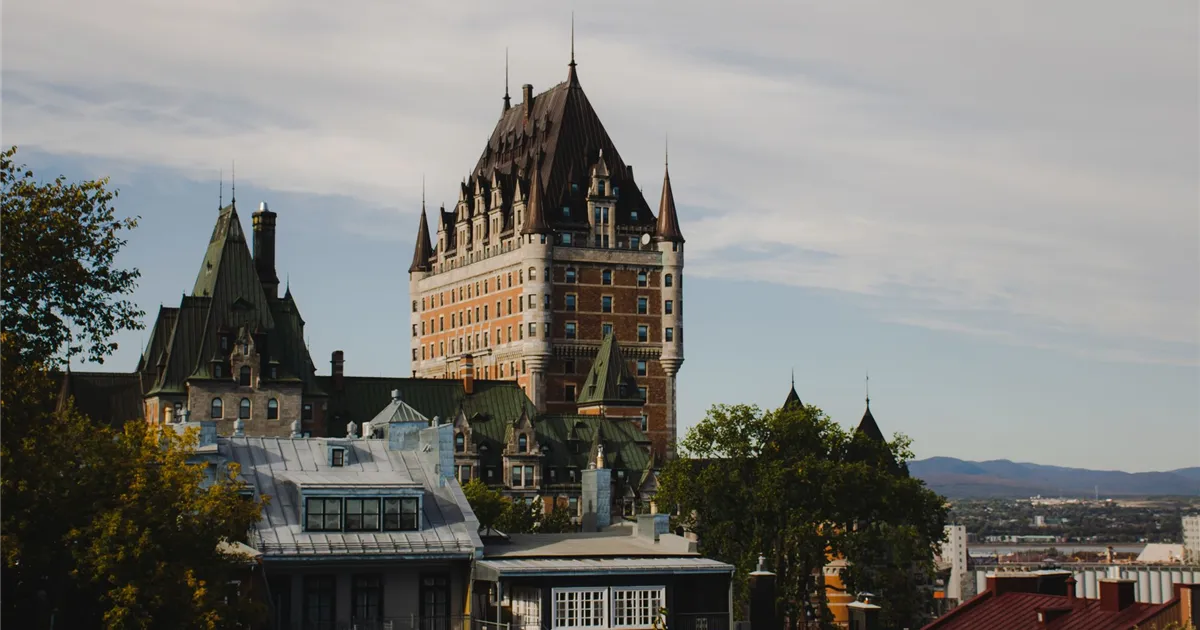 Cash advance Quebec: Chateau Frontenac above Old Quebec City