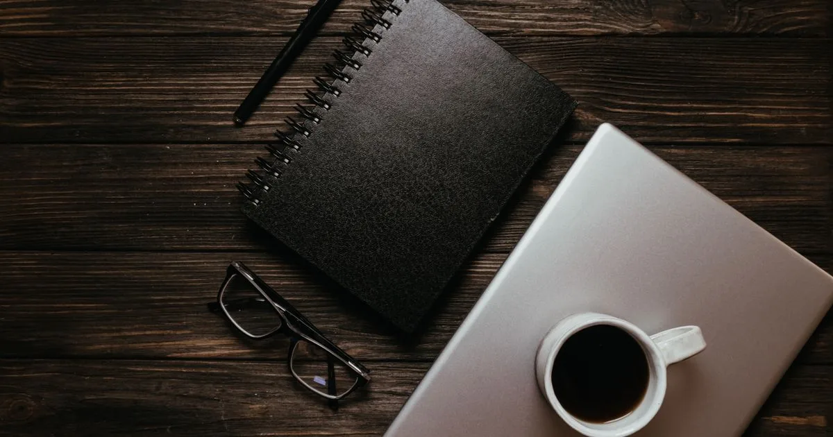 Reviewing a $750 rapid cash loan offer at a desk in Canada